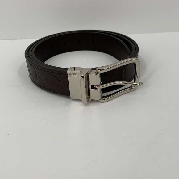 Coach reversible men belt embossed CC logo brown leather smooth adjustable new - Picture 3 of 7